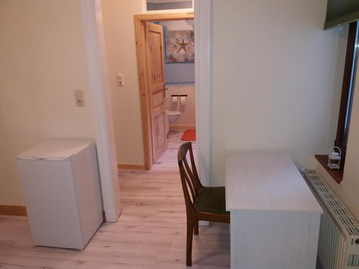 ליבק Monteurzimmer Luetzow מראה חיצוני תמונה